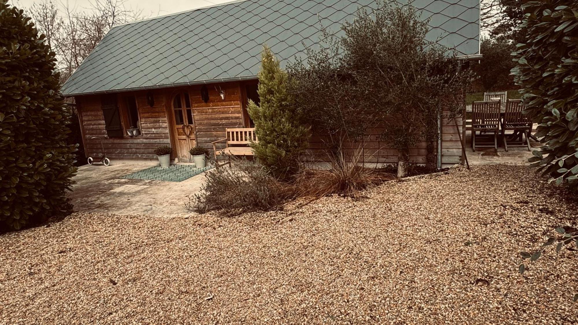 Cottage Normand Avec Sa Grande Piscine Chauffee Toute L Annee Sur Parc Arbore Et Clos En Plein Coeur De La Campagne Adapte Aux Kids Et Dog Friendly Saint-Antonin-de-Sommaire 外观 照片